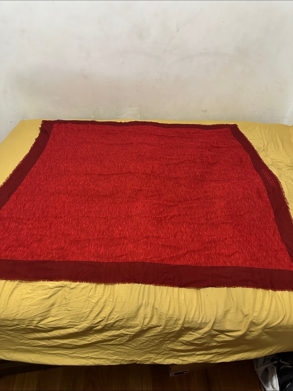 Louis Vuitton Red and Burgundy Silk/wool Shawl. PREOWNED.